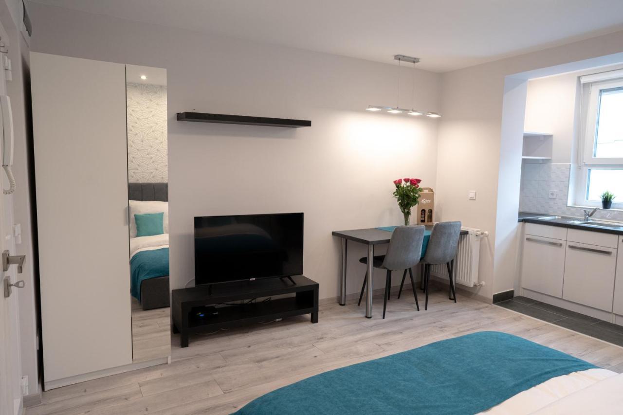 Var Apartman Eger Esterno foto